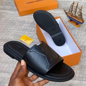 Louis Vuitton luxury Pam slippers
