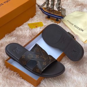 Alternative view of Louis Vuitton luxury Pam slippers.