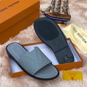 Alternative view of Louis Vuitton luxury Pam slippers.