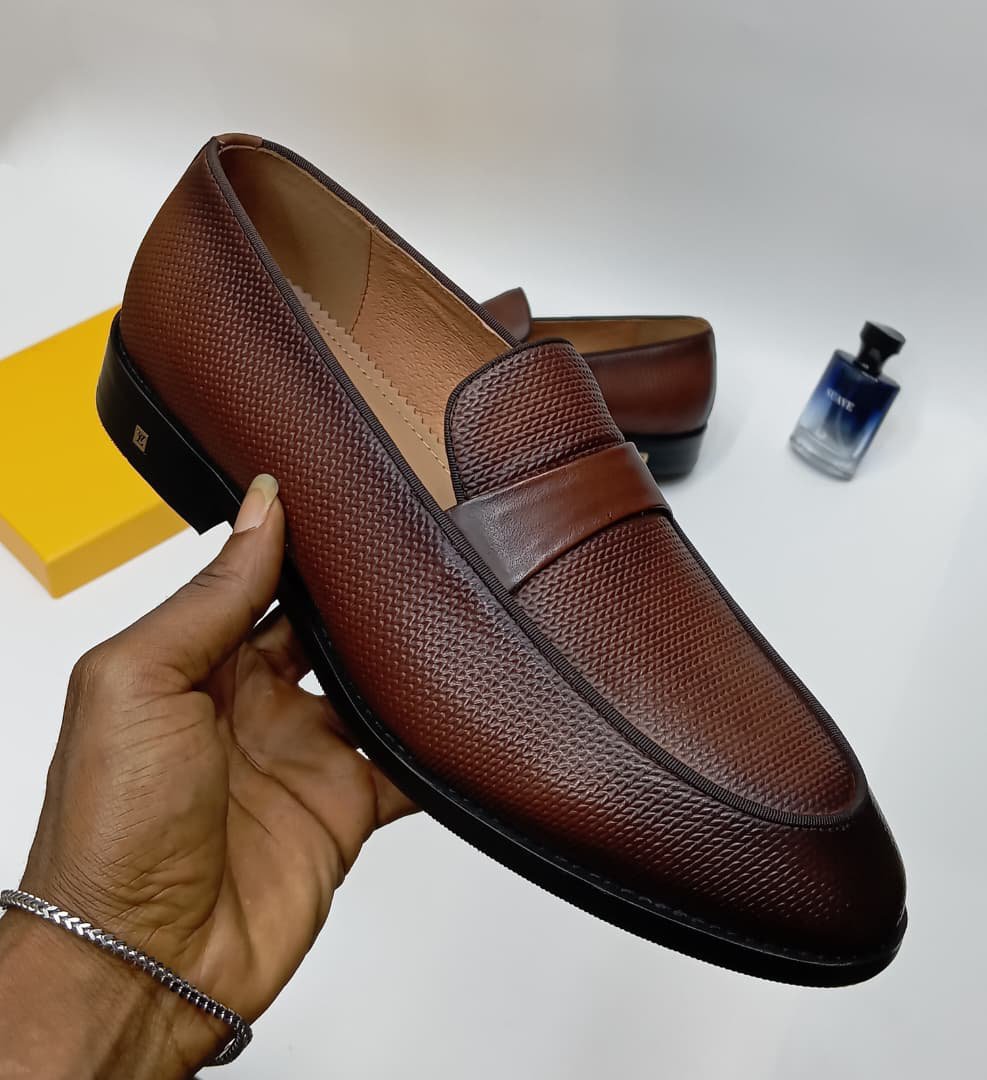 Lv high quality shoe