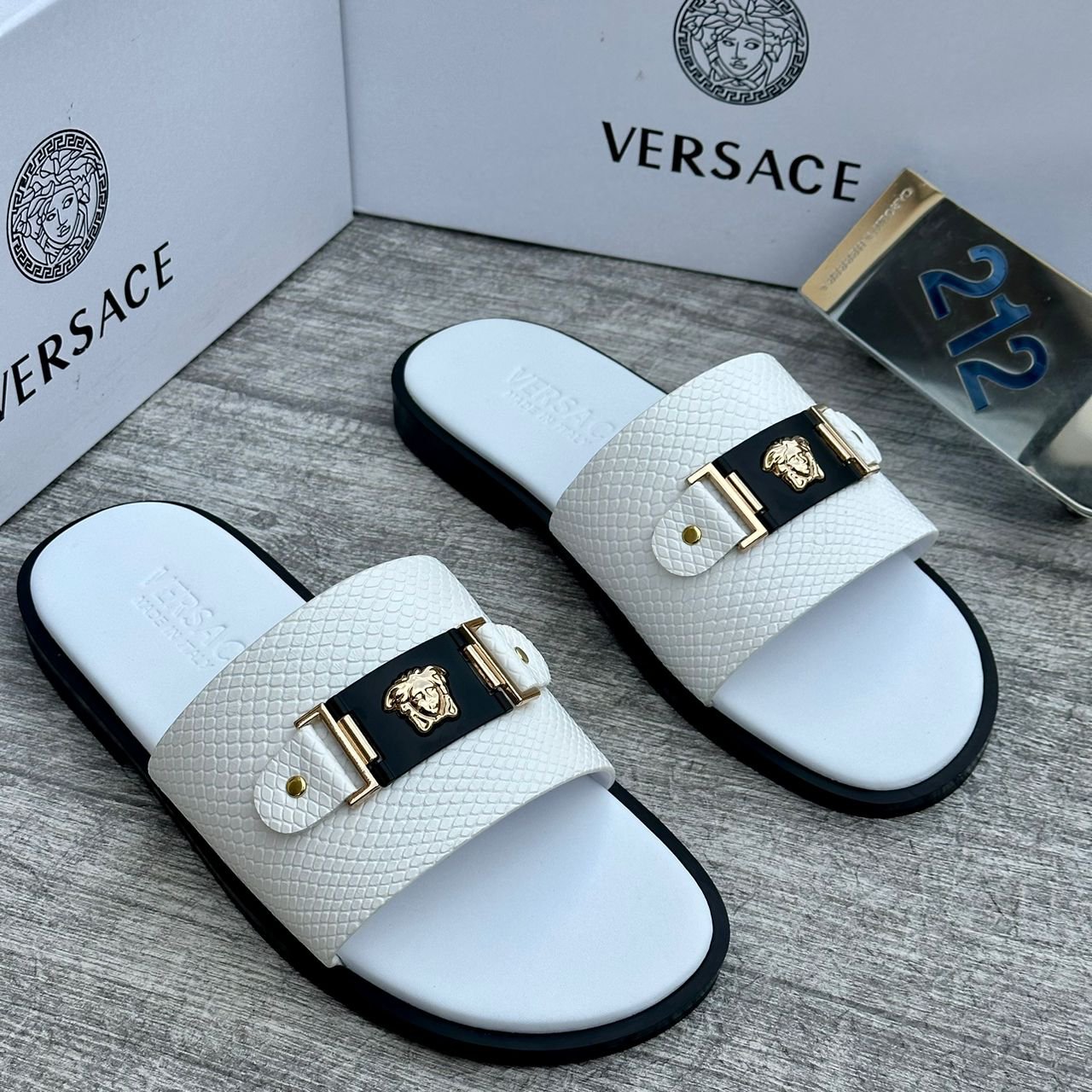Versace high quality slippers - Image 2