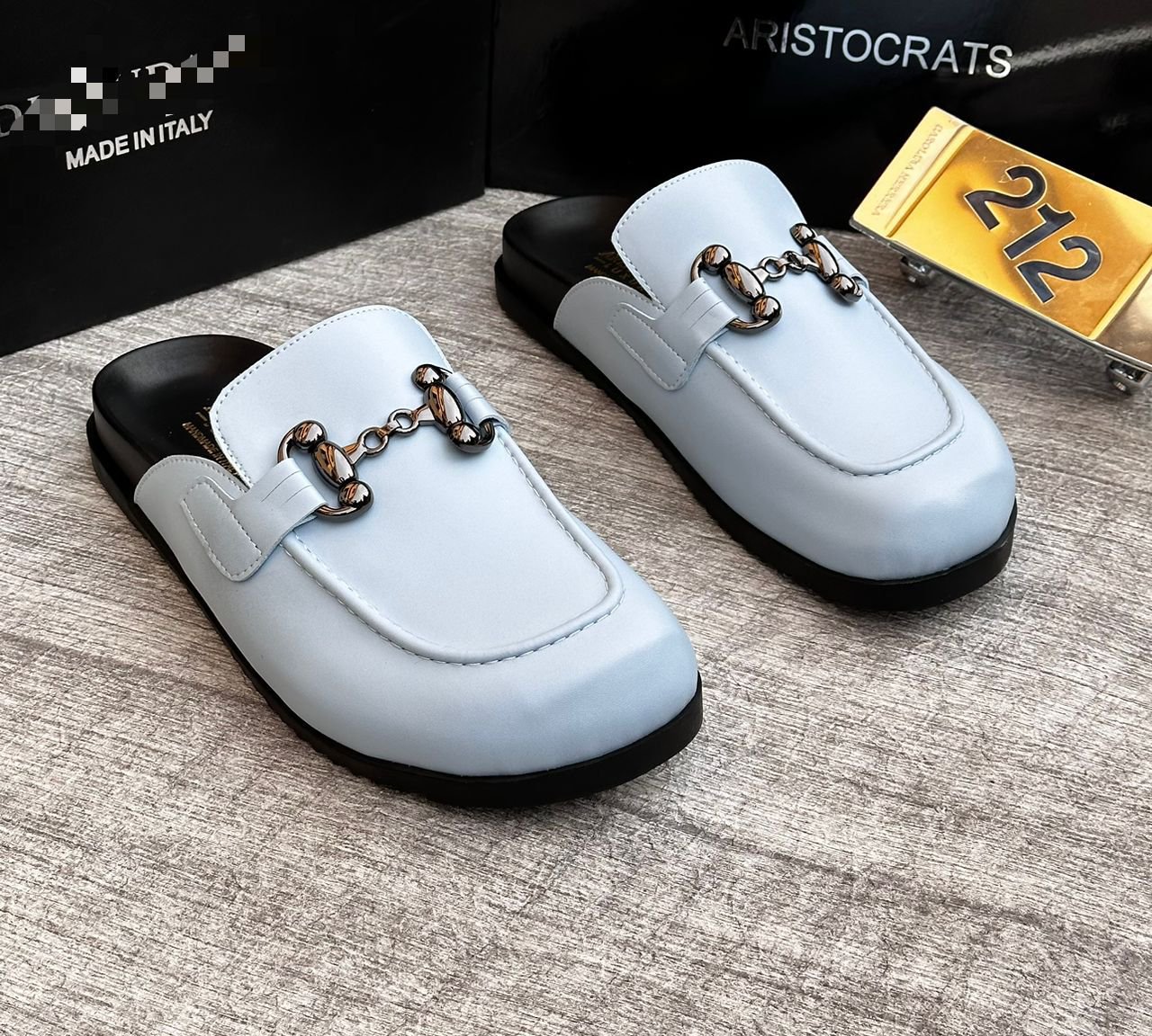 D.G HIGH QUALITY HALF SHOE
