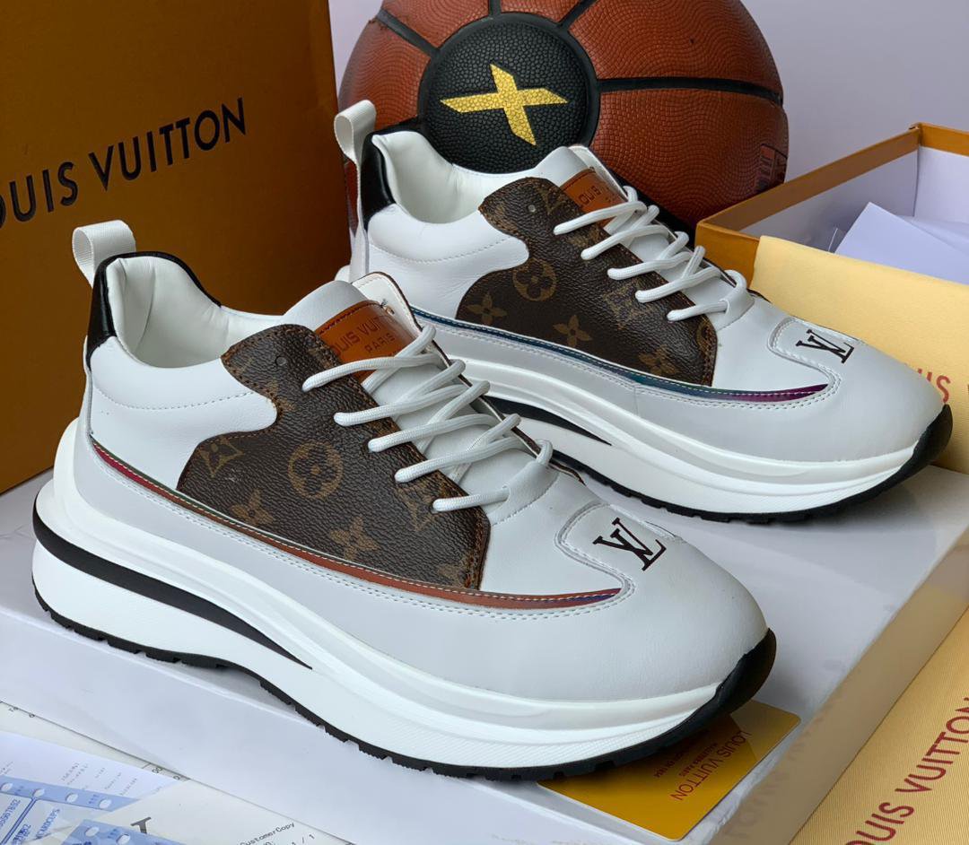 LV LUXURY SNEAKER - Image 2